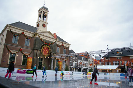 Harderwijk op IJS 2015 - gemeentehuis IJsbaan